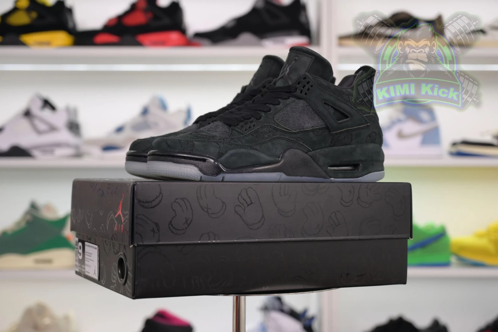 Kimikick Jordan Air Jordan 4 kaws black StreetReady 1905