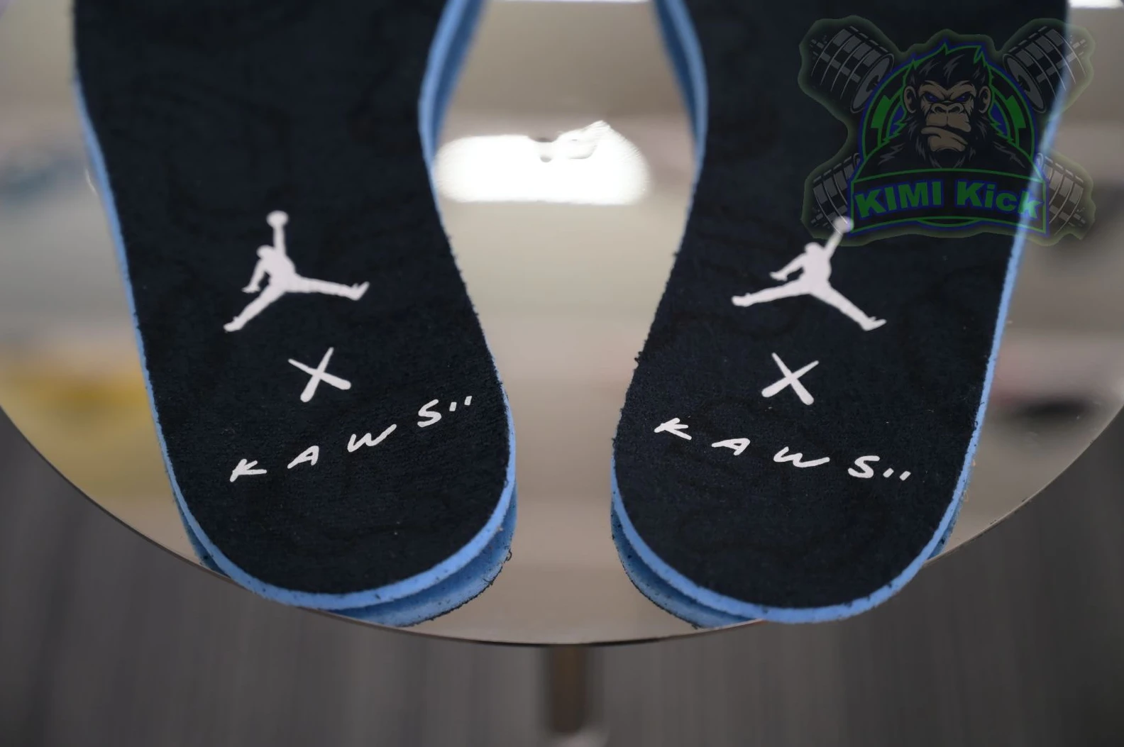 Kimikick Jordan Air Jordan 4 kaws black StreetReady 1905