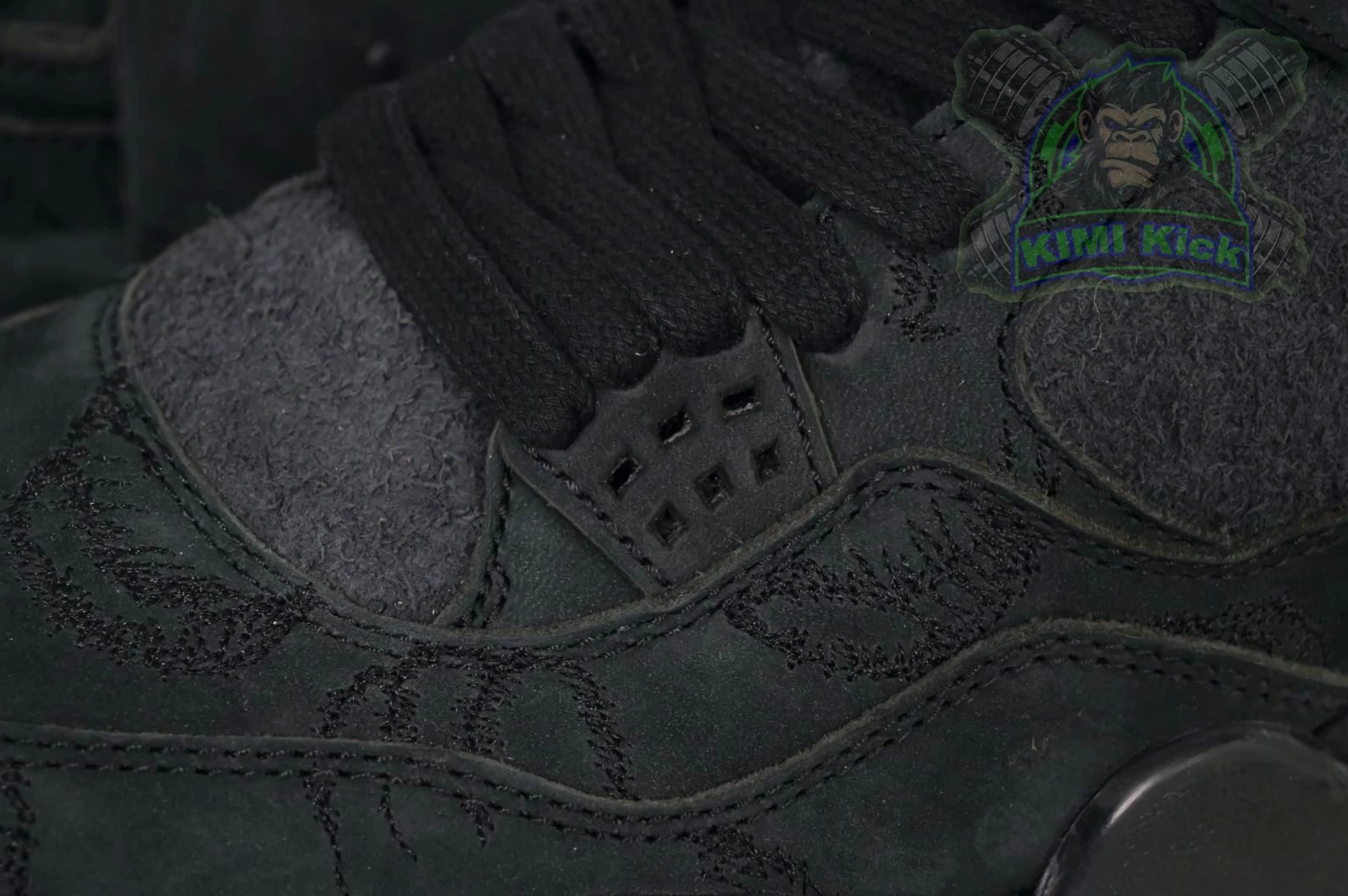Kimikick Jordan Air Jordan 4 kaws black StreetReady 1905