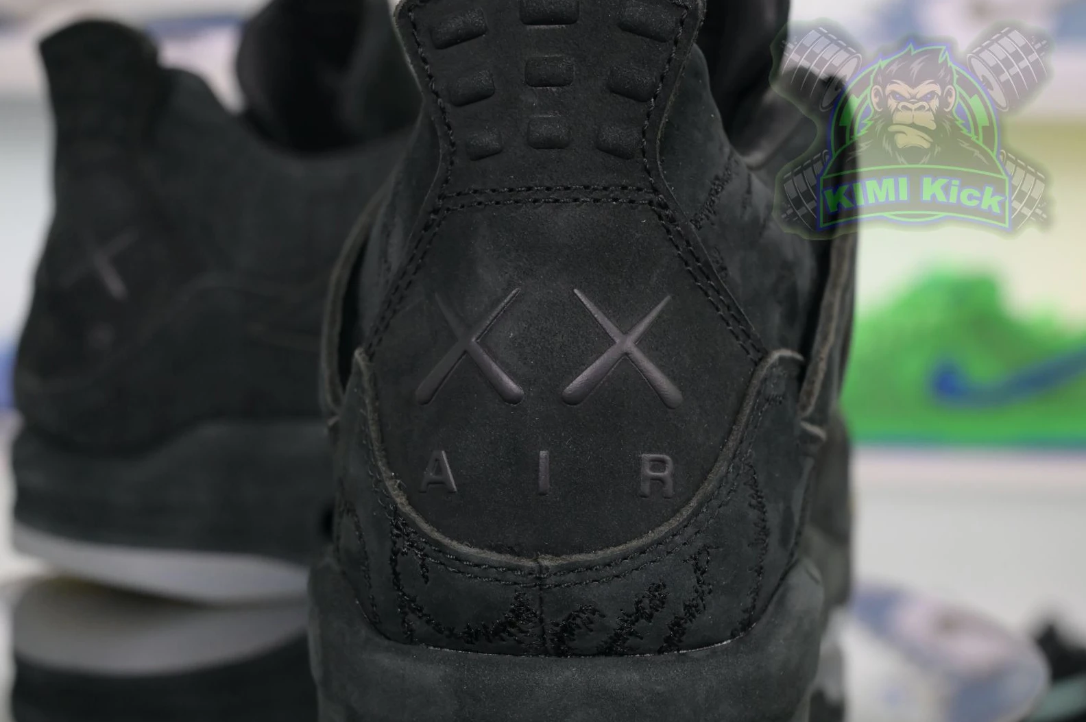 Kimikick Jordan Air Jordan 4 kaws black StreetReady 1905