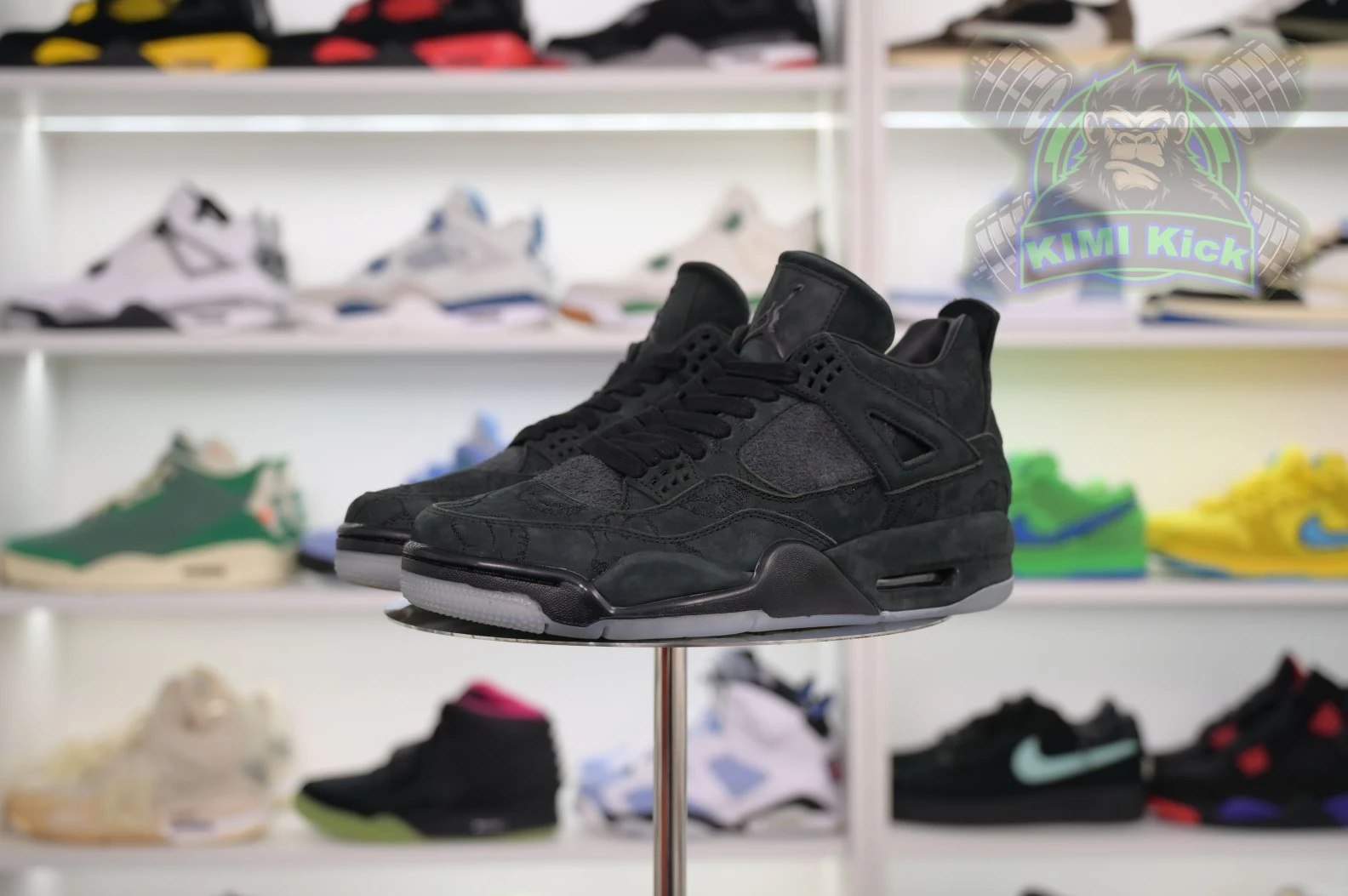 Kimikick Jordan Air Jordan 4 kaws black StreetReady 1905