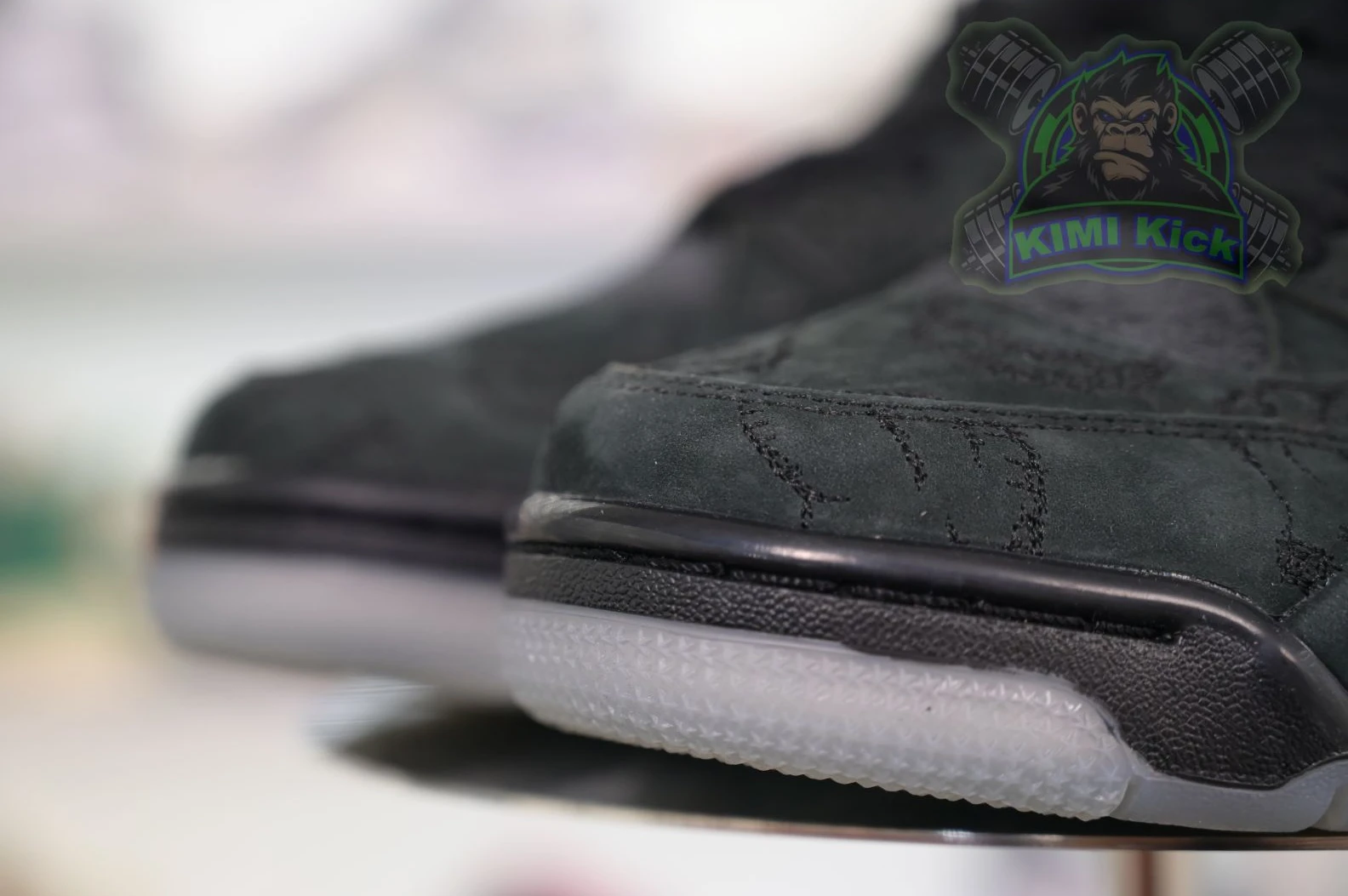 Kimikick Jordan Air Jordan 4 kaws black StreetReady 1905