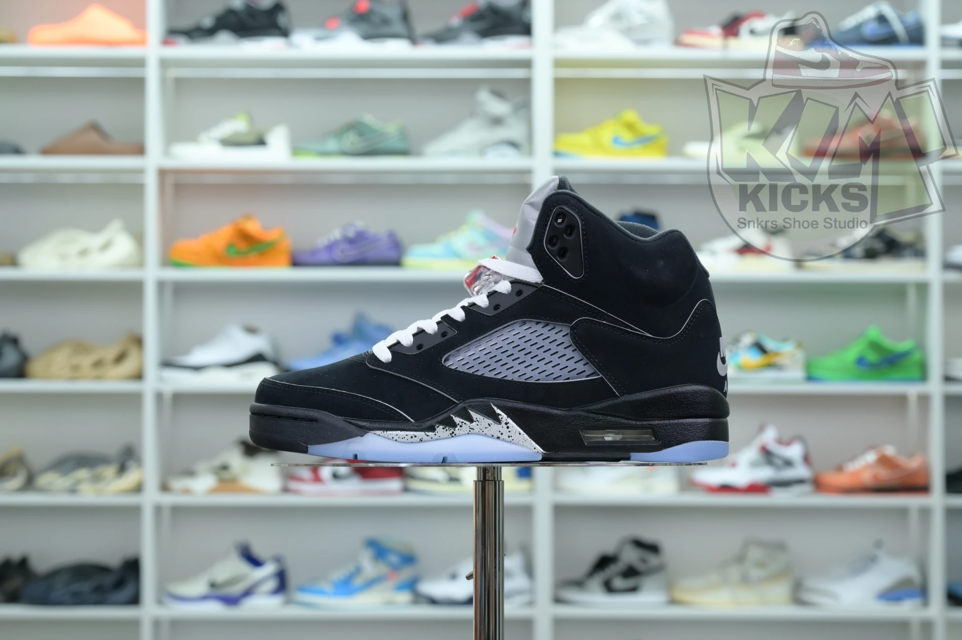 Kimikick Jordan Air Jordan 5“BLACK METALLIC REIMAGINED” AllSeason 1856