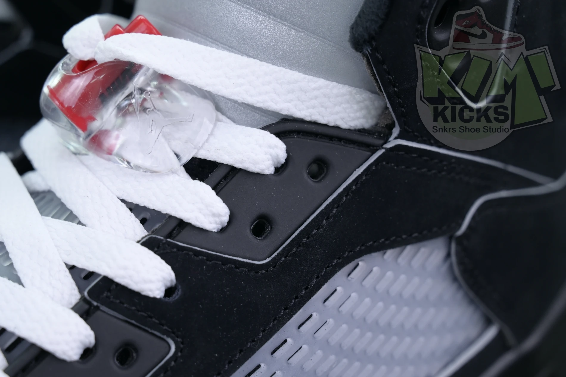 Kimikick Jordan Air Jordan 5“BLACK METALLIC REIMAGINED” AllSeason 1856