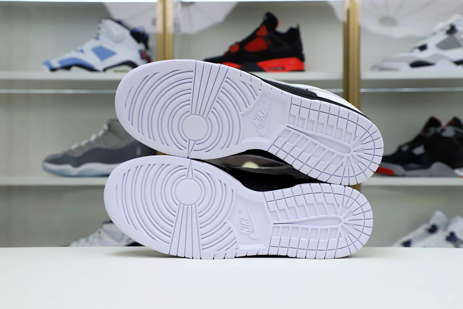Kimikick NIKE DUNK LOW RETRO REVERSE PANDA - FD9064- AllSeason 3511
