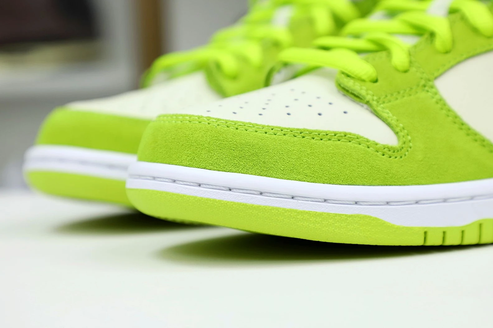 Kimikick NIKE SB DUNK LOW GREEN APPLE WellDesigned 3506