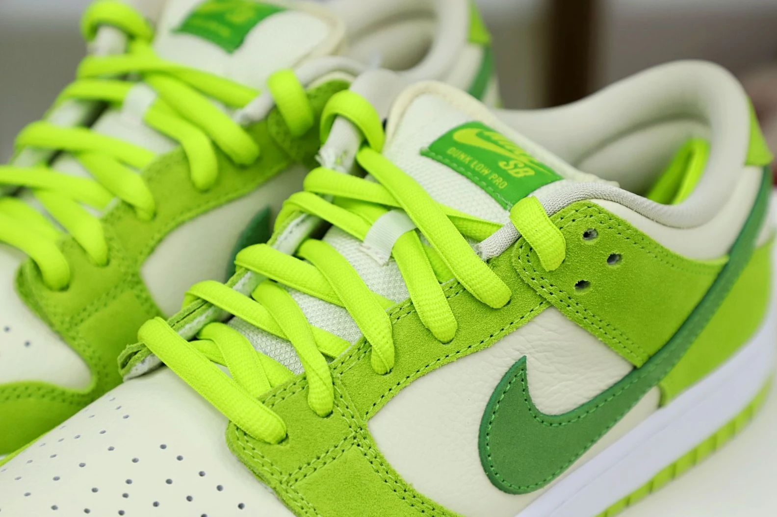 Kimikick NIKE SB DUNK LOW GREEN APPLE WellDesigned 3506