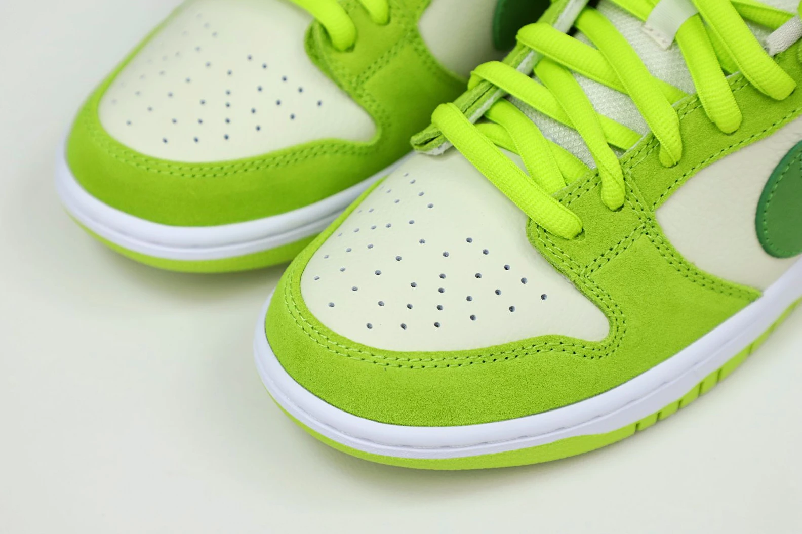 Kimikick NIKE SB DUNK LOW GREEN APPLE WellDesigned 3506
