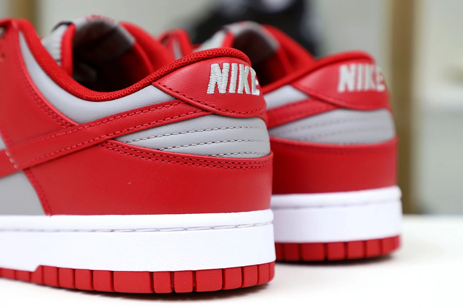 Kimikick NIKE SB DUNK LOW MEDIUM GREY GoodFit 3501