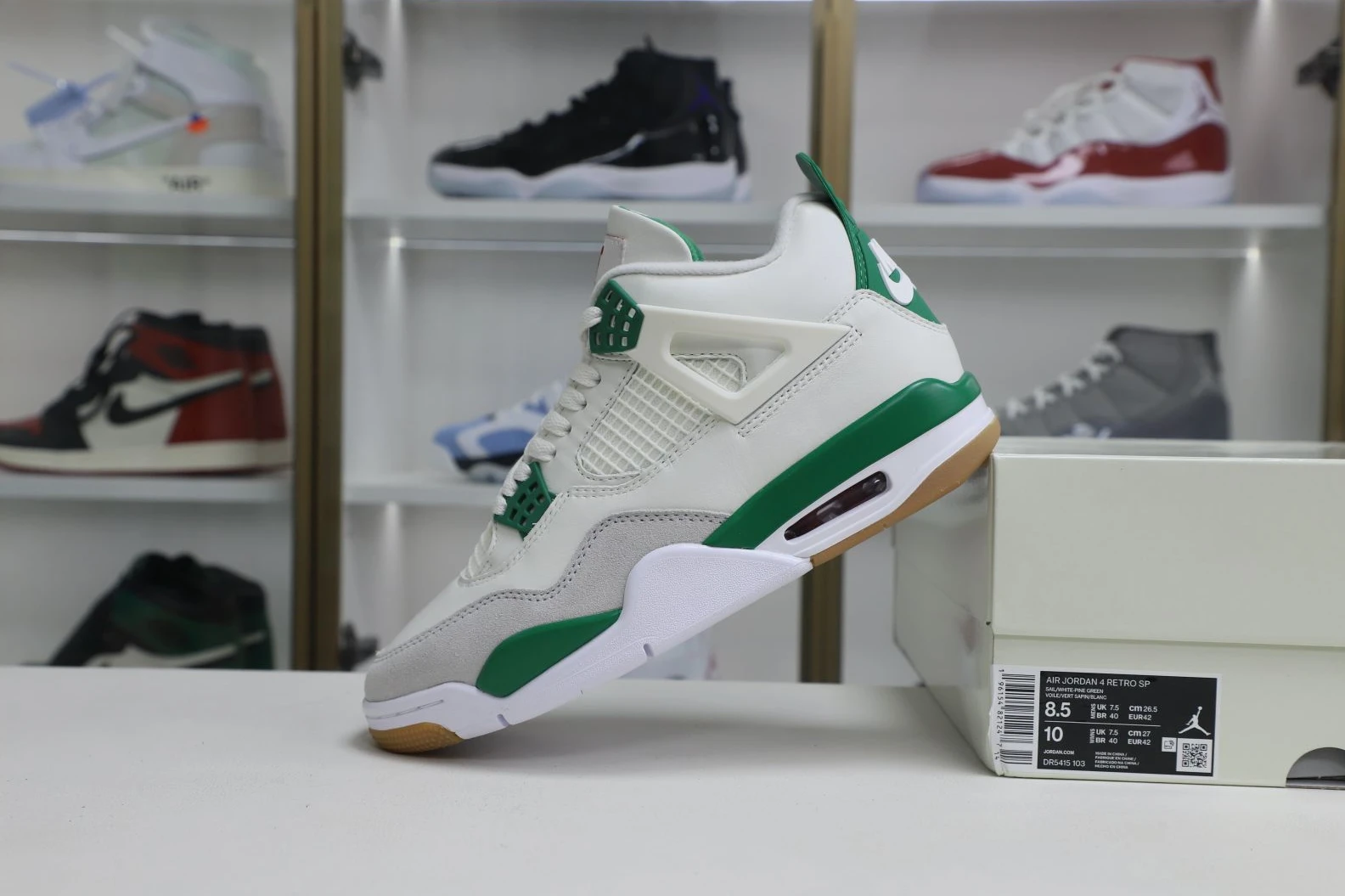 Kimikick NIKE SB X AIR JORDAN 4 RETRO 'PINE GREEN' HighQuality 2966