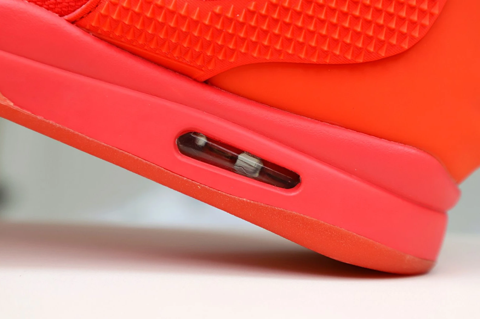 Kimikick Nike Air Yeezy 2 red october NewStyle 34