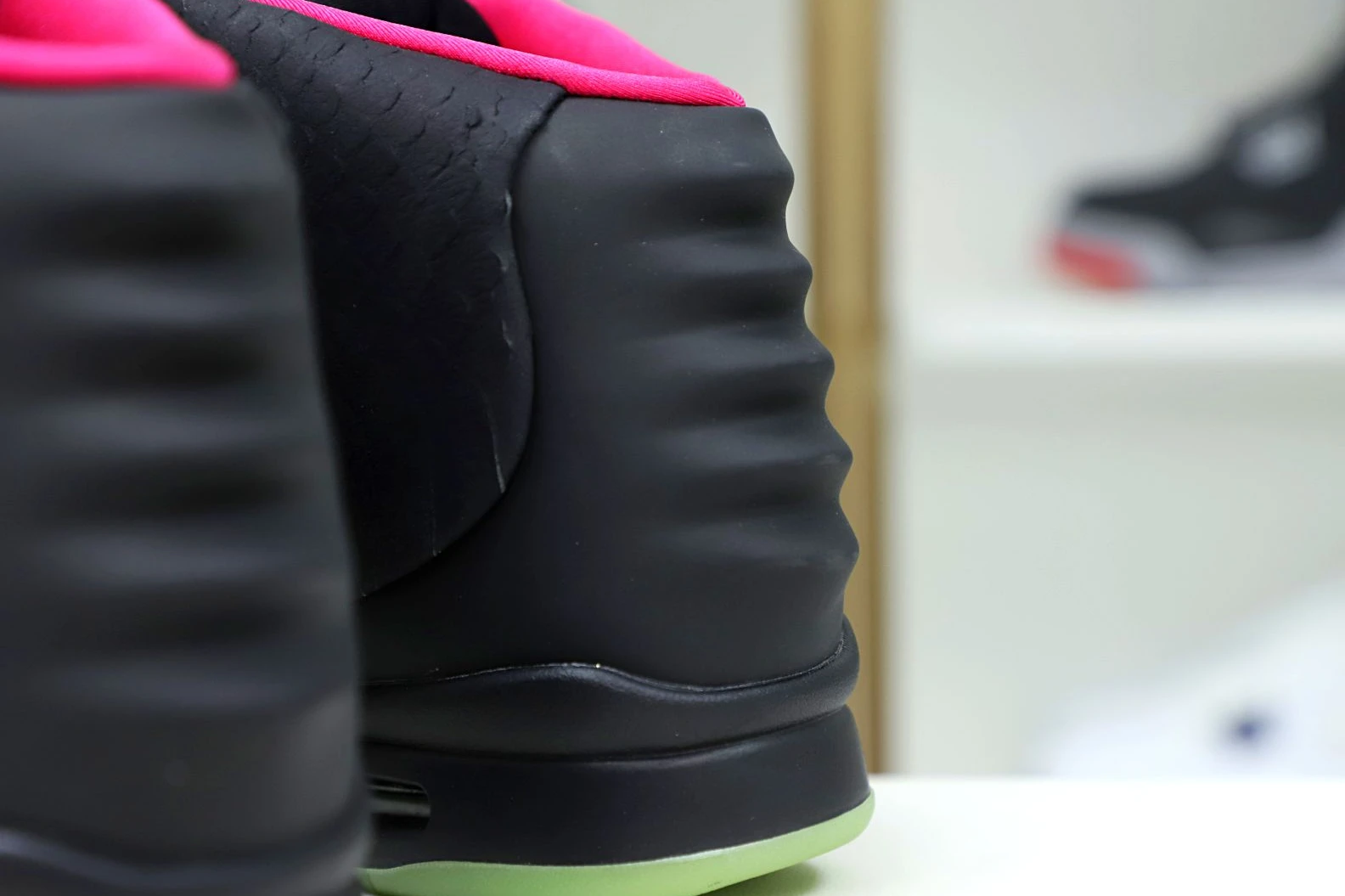 Kimikick Nike Air Yeezy 2 solar red HighQuality 48