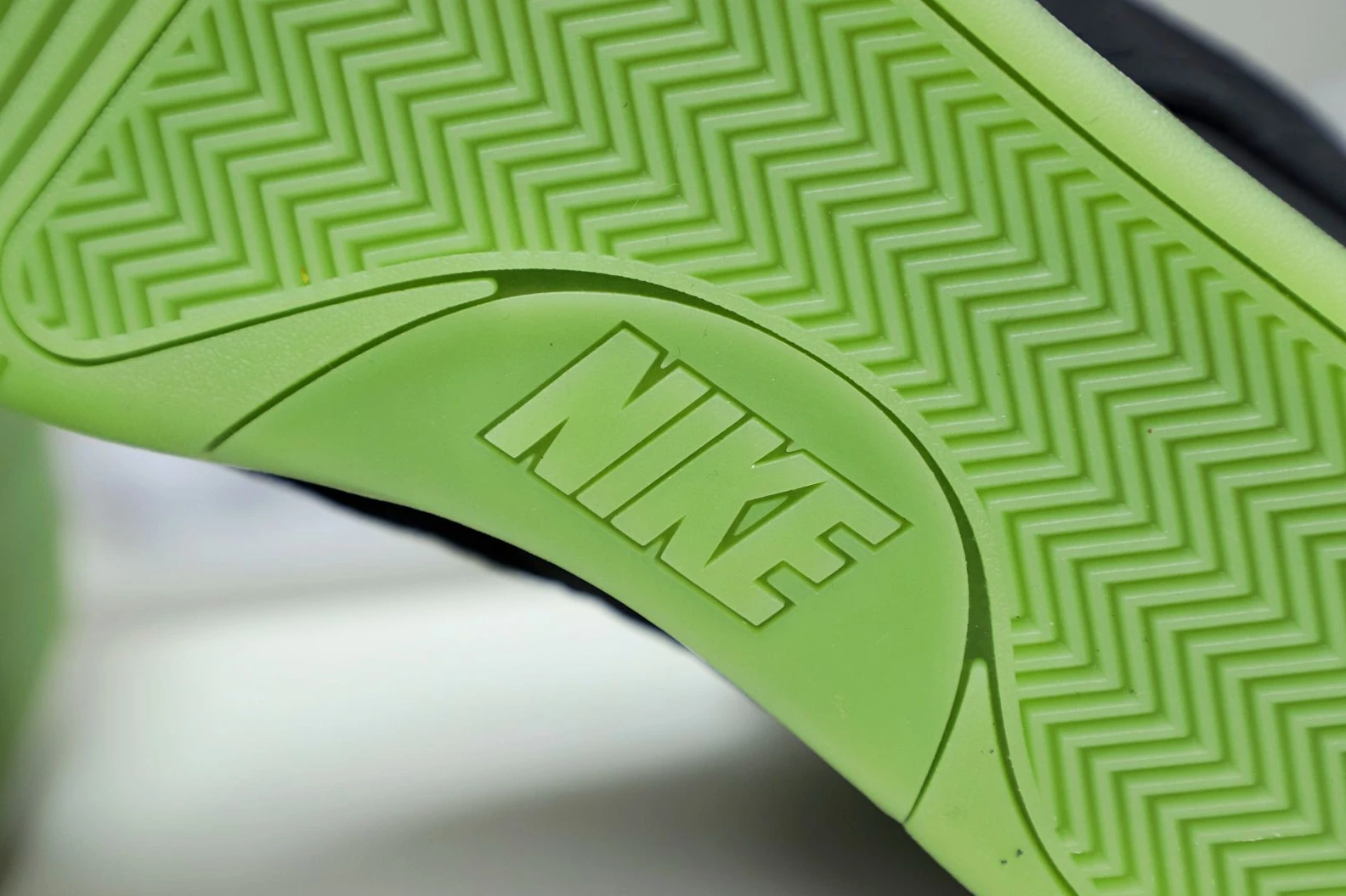 Kimikick Nike Air Yeezy 2 solar red HighQuality 48