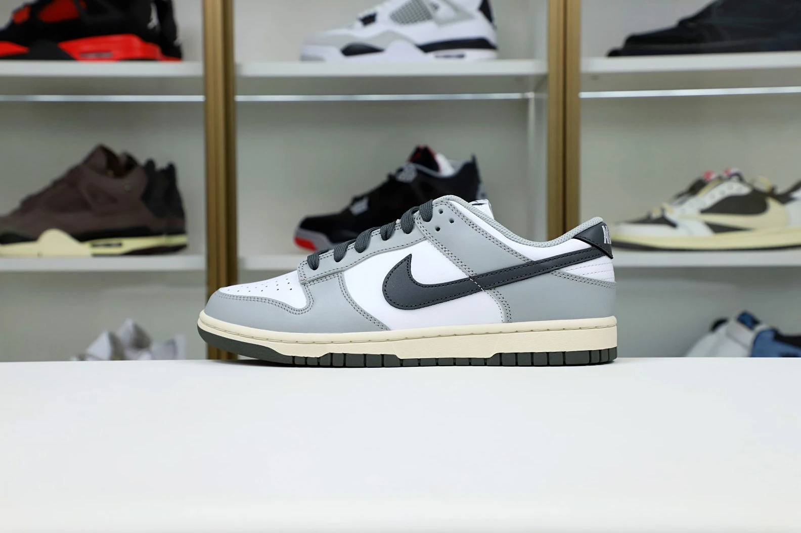 Kimikick Nike Dunk Low  Light Smoke Grey GoodFit 2967
