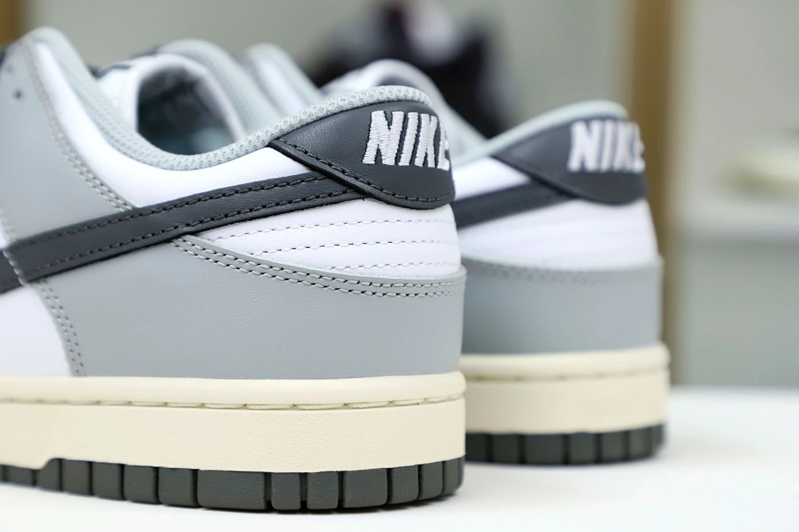 Kimikick Nike Dunk Low  Light Smoke Grey GoodFit 2967