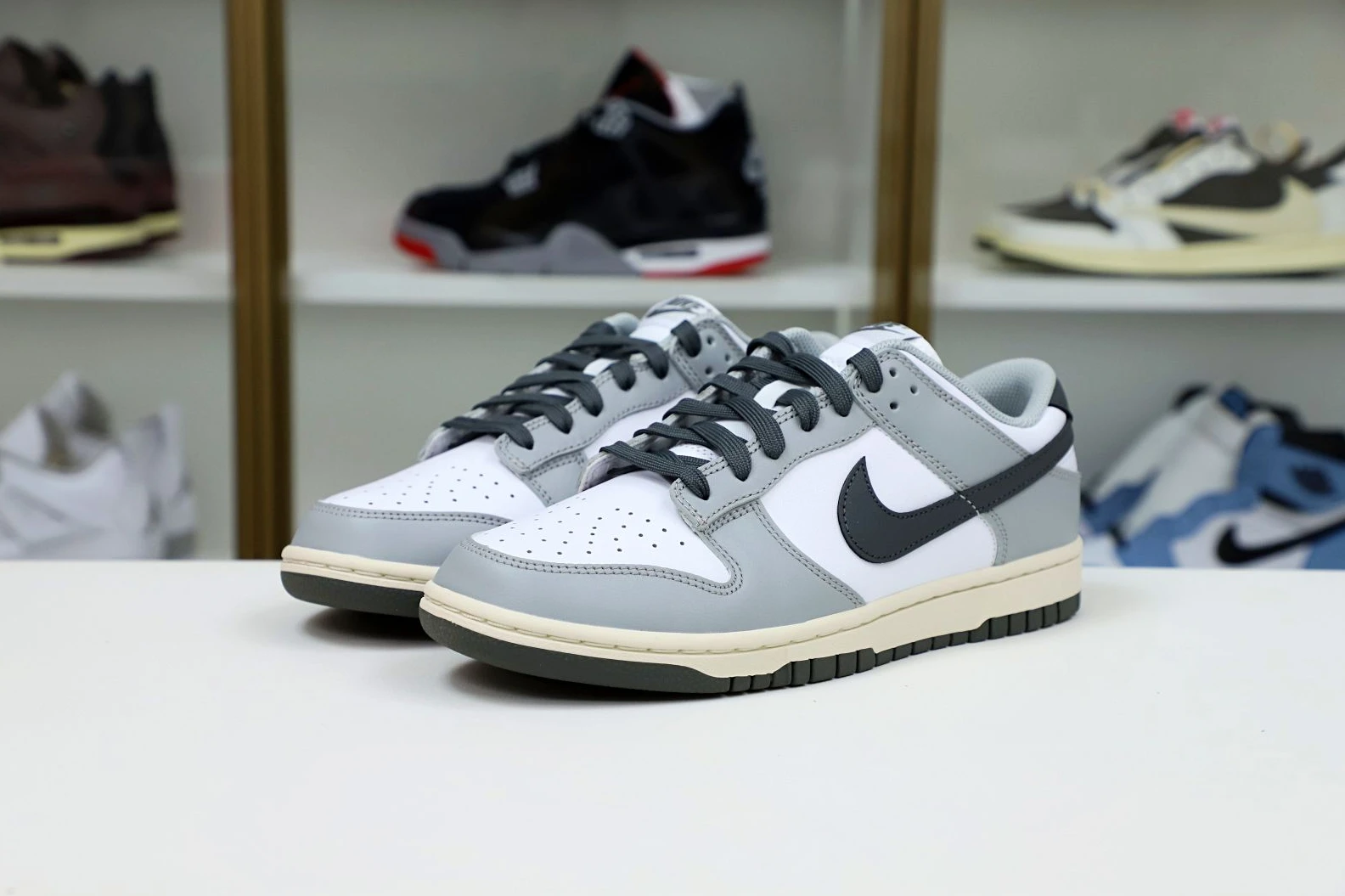 Kimikick Nike Dunk Low  Light Smoke Grey GoodFit 2967