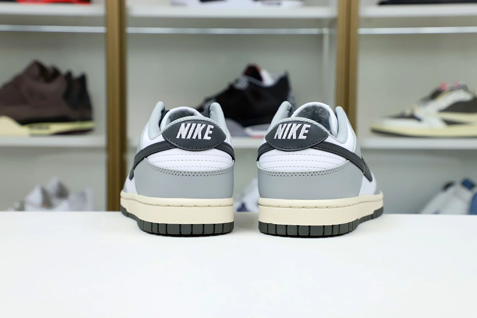 Kimikick Nike Dunk Low  Light Smoke Grey GoodFit 2967