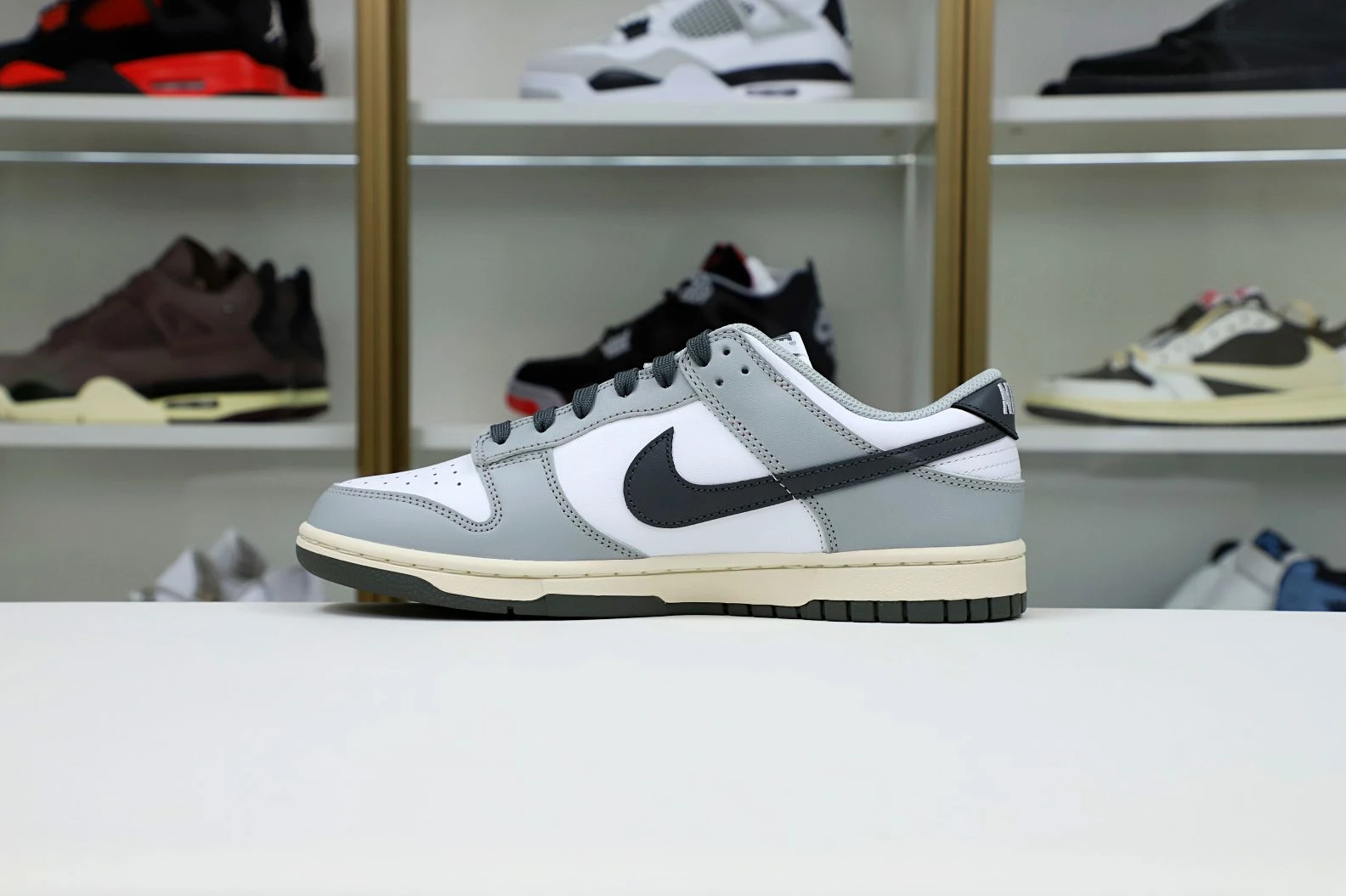 Kimikick Nike Dunk Low  Light Smoke Grey GoodFit 2967