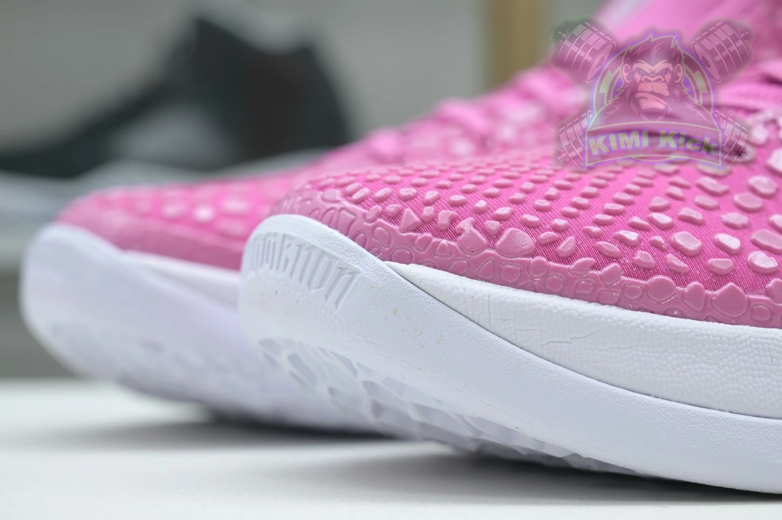 Kimikick Nike Zoom Kobe 6 Kay Yow Think Pink UrbanStyle 3404