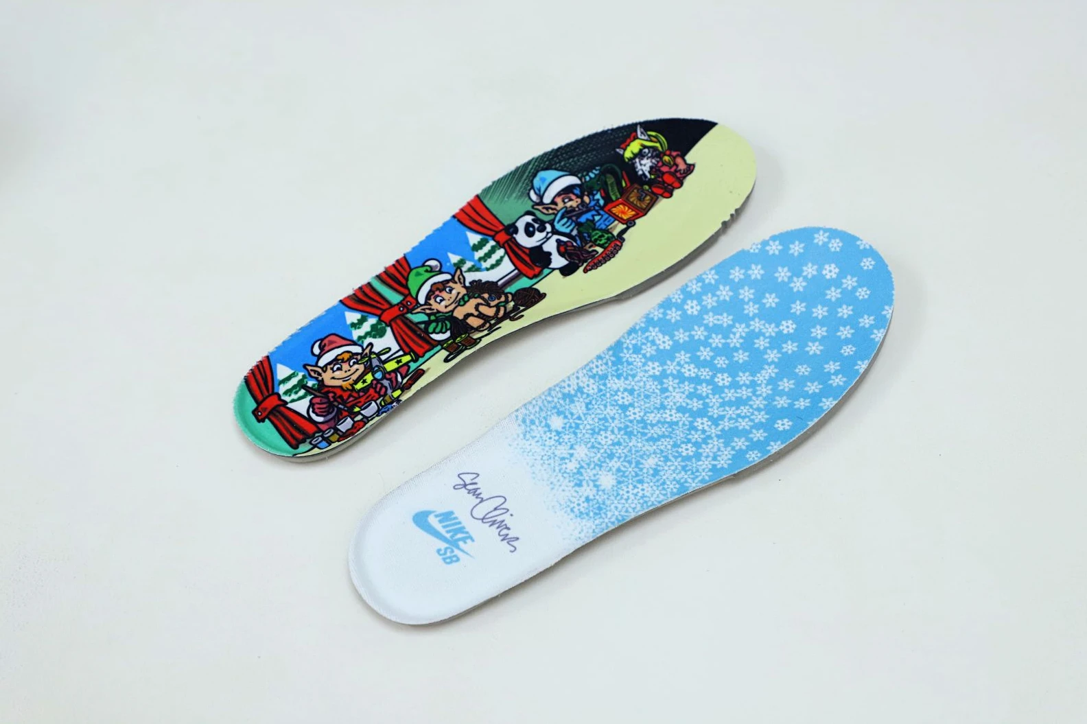 Kimikick STRANGELOVE X NIKE SB DUNK LOW Fashionable 3521