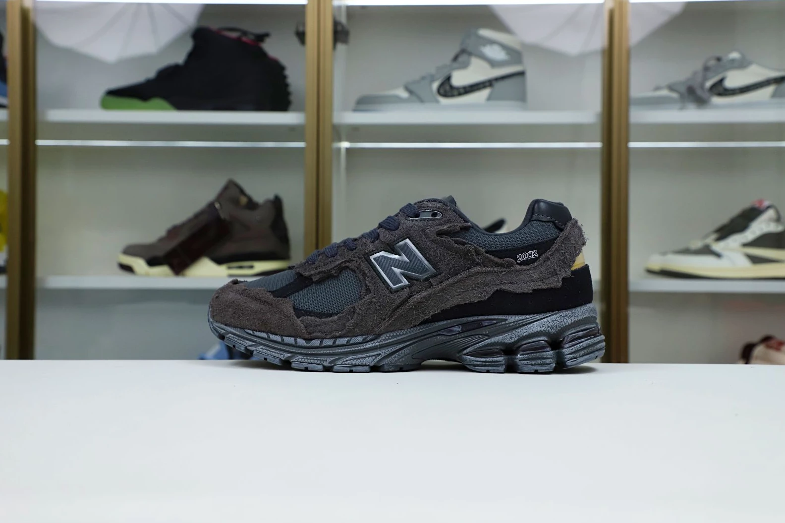 Kimikick Supbro x New Balance 2002R BestValue 2947
