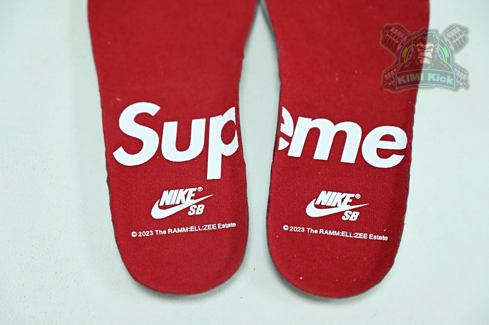 Kimikick Supreme x Nike Dunk SB High Comfortable 3452