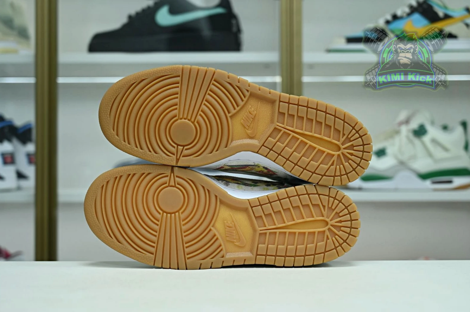 Kimikick Supreme x Nike Dunk SB High Comfortable 3452