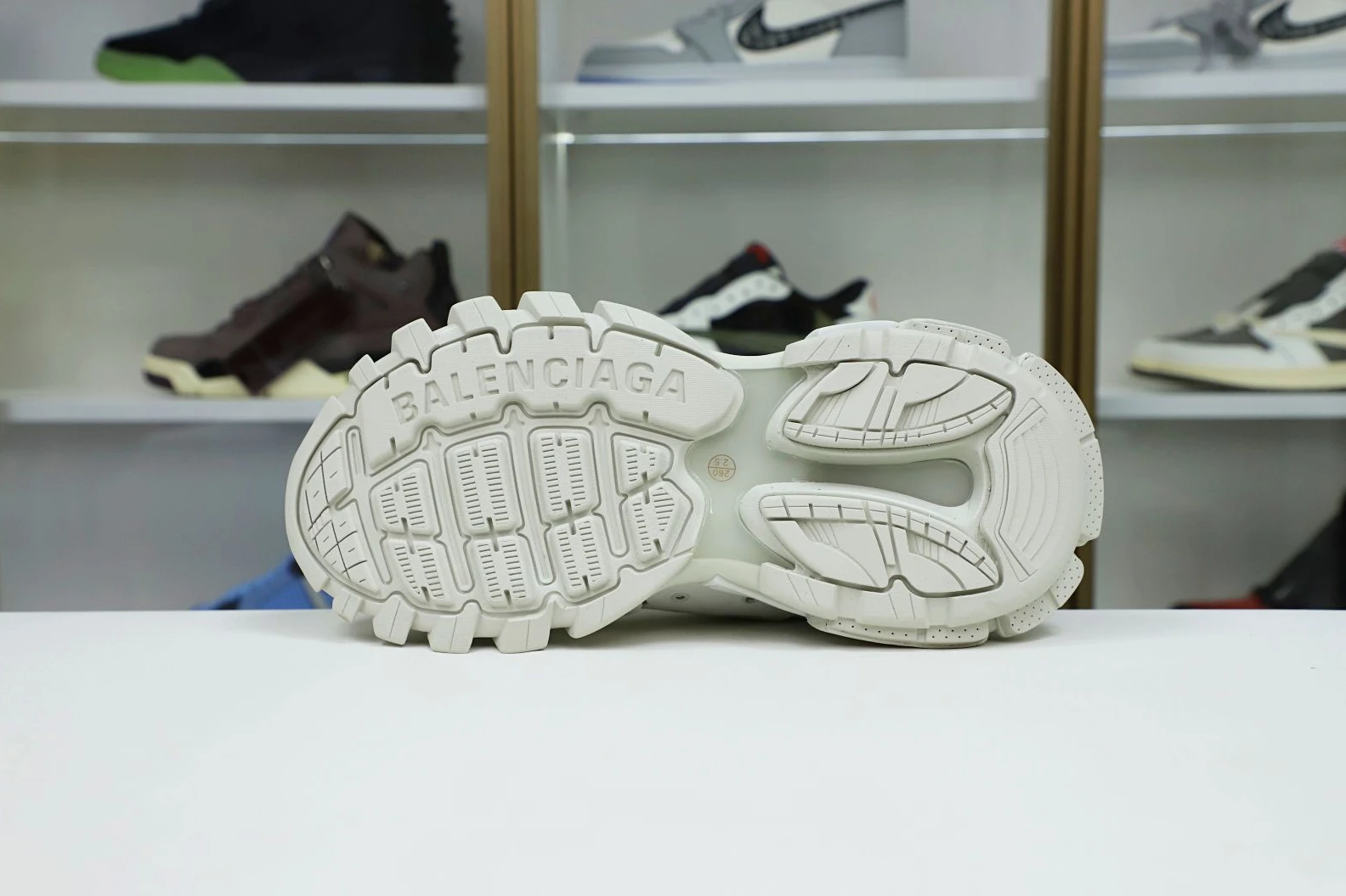 Kimikick TRACK TRAINER WHITE EasyMatch 3536
