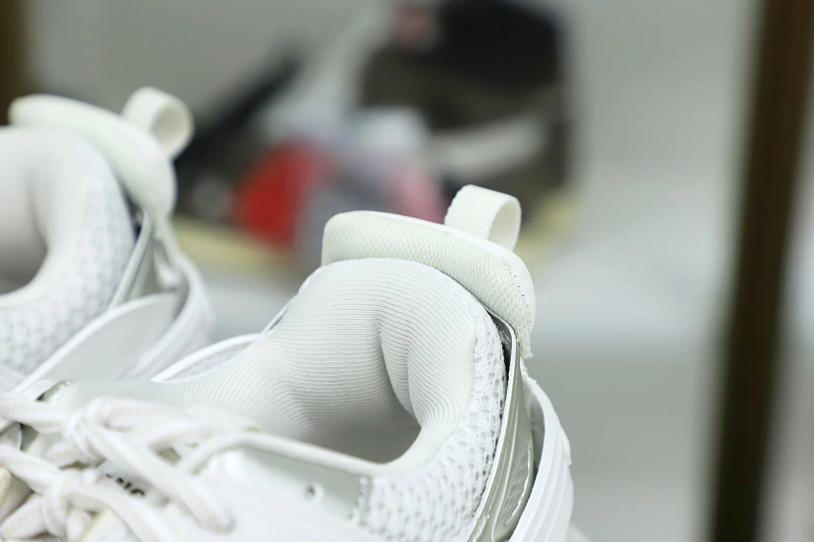 Kimikick TRACK TRAINER WHITE EasyMatch 3536