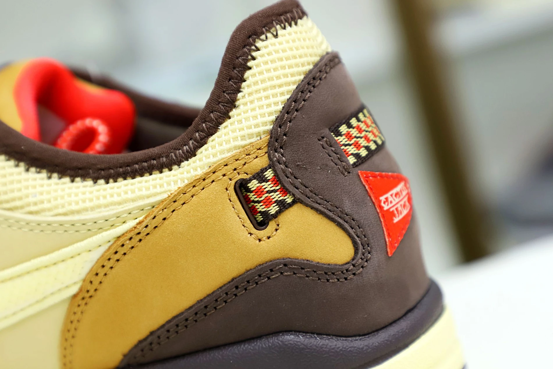 Kimikick TRAVIS SCOTT NIKE AIR MAX 1 READY HighQuality 3517