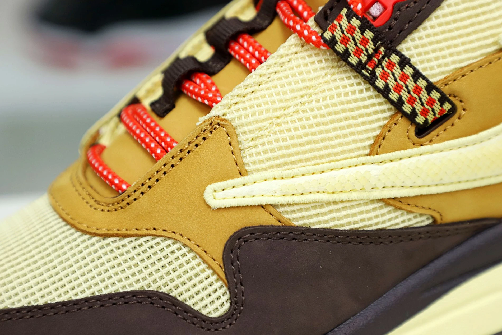 Kimikick TRAVIS SCOTT NIKE AIR MAX 1 READY HighQuality 3517
