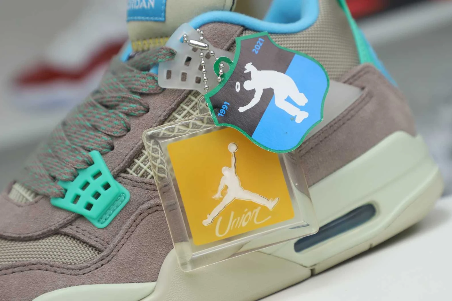 Kimikick UNION LA X AIR JORDAN 4 RETRO 'TAUPE HAZE' Fashionable 1928