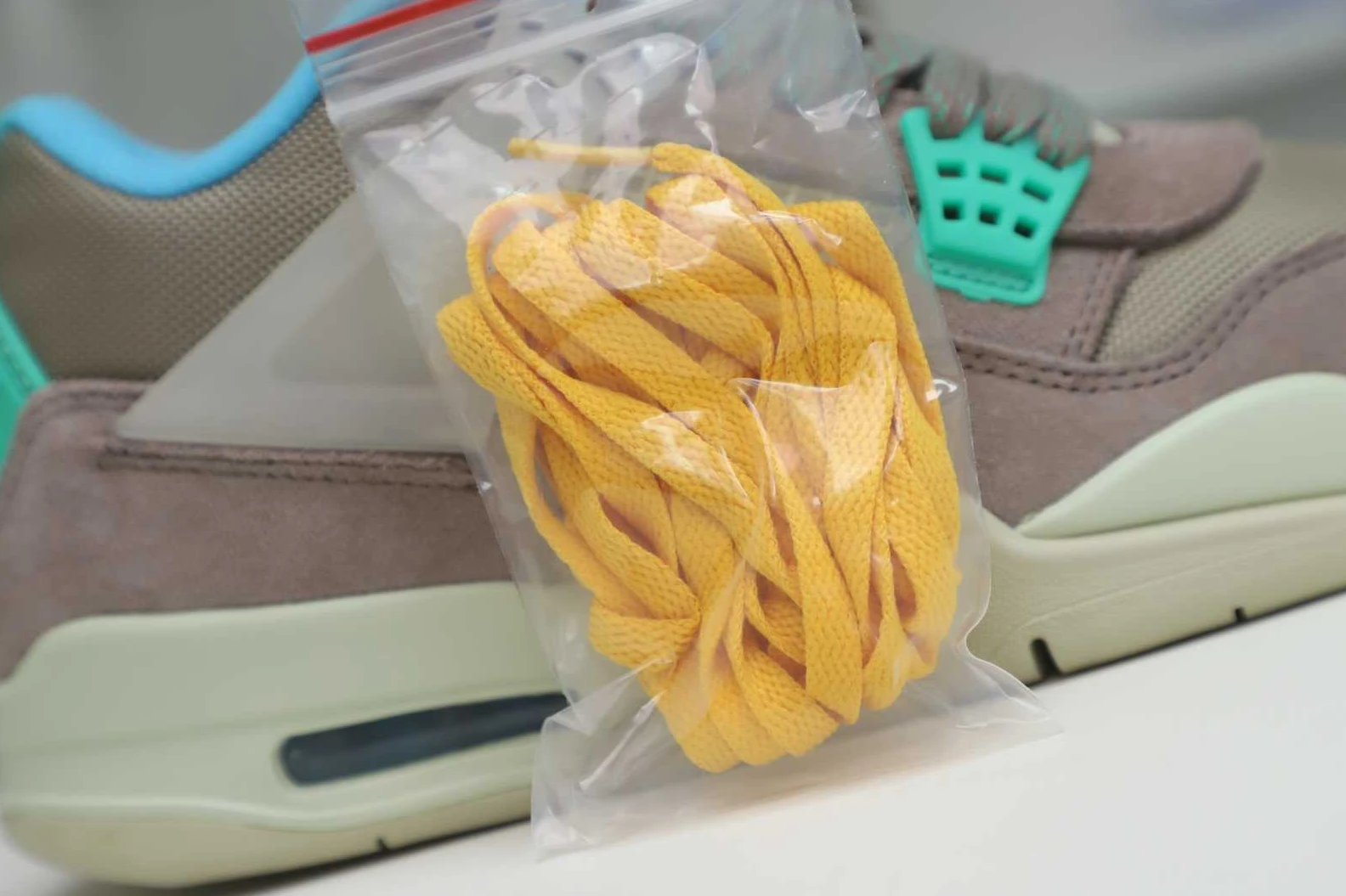 Kimikick UNION LA X AIR JORDAN 4 RETRO 'TAUPE HAZE' Fashionable 1928