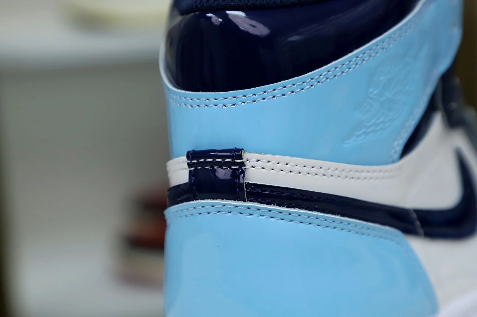 Kimikick WMNS AIR JORDAN 1 RETRO HIGH OG 'BLUE CHILL' Comfortable 1973