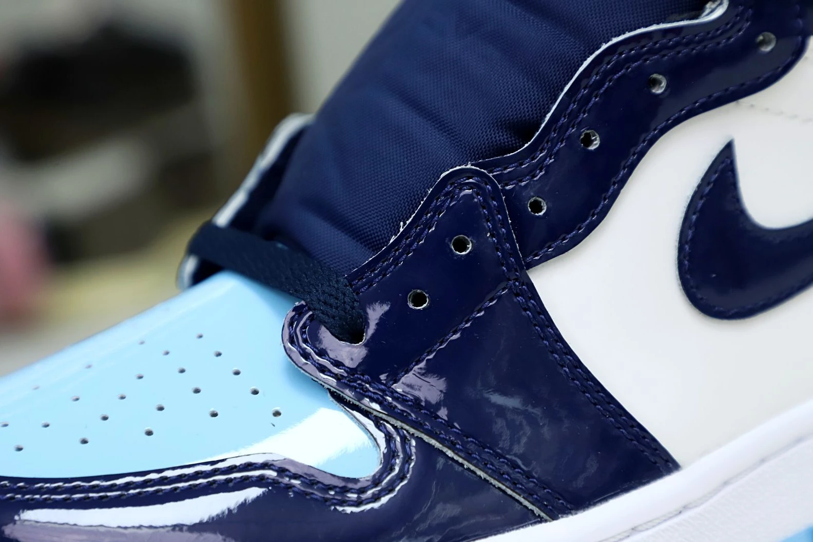 Kimikick WMNS AIR JORDAN 1 RETRO HIGH OG 'BLUE CHILL' Comfortable 1973