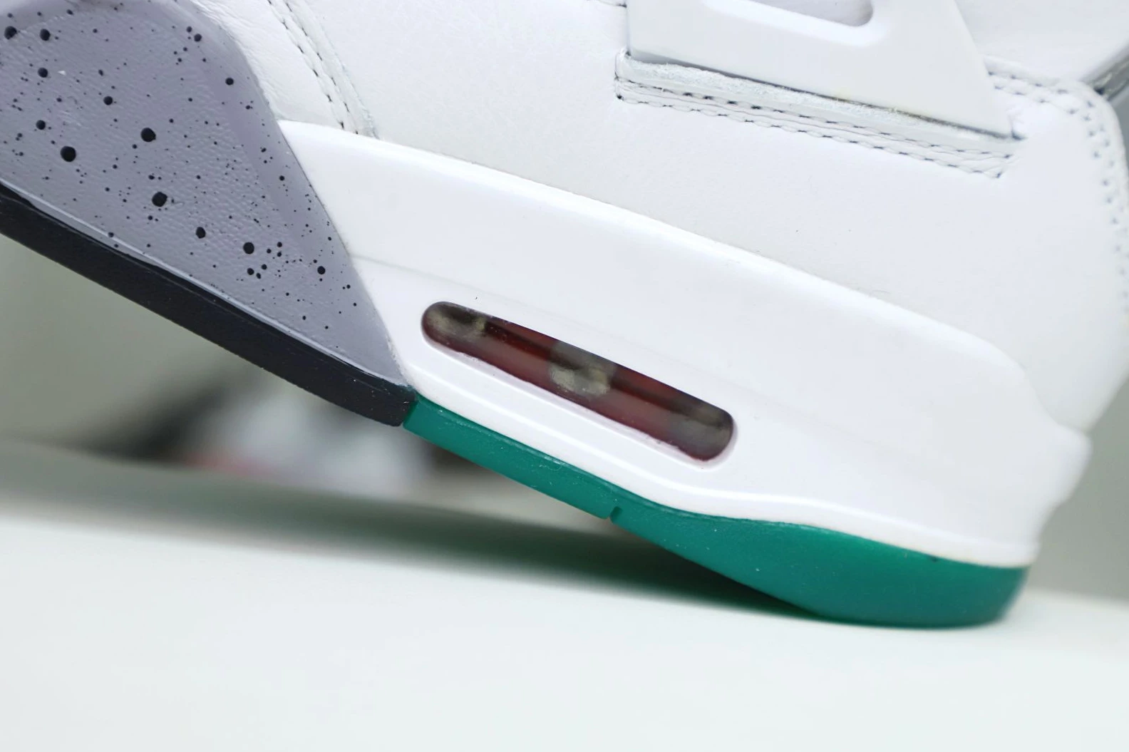 Kimikick WMNS AIR JORDAN 4 RETRO 'RAST EasyMatch 1958
