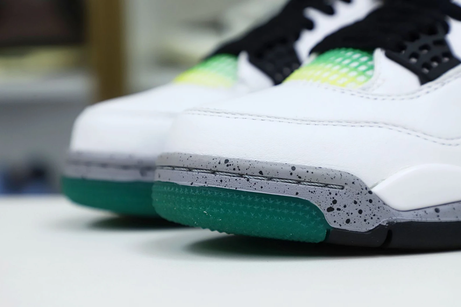 Kimikick WMNS AIR JORDAN 4 RETRO 'RAST EasyMatch 1958