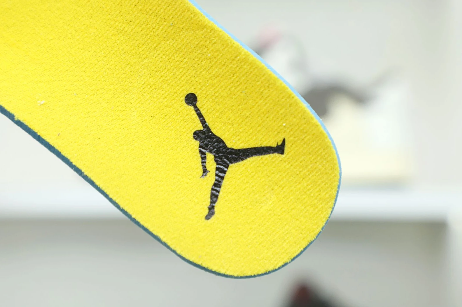 Kimikick WMNS AIR JORDAN 4 RETRO 'RAST EasyMatch 1958