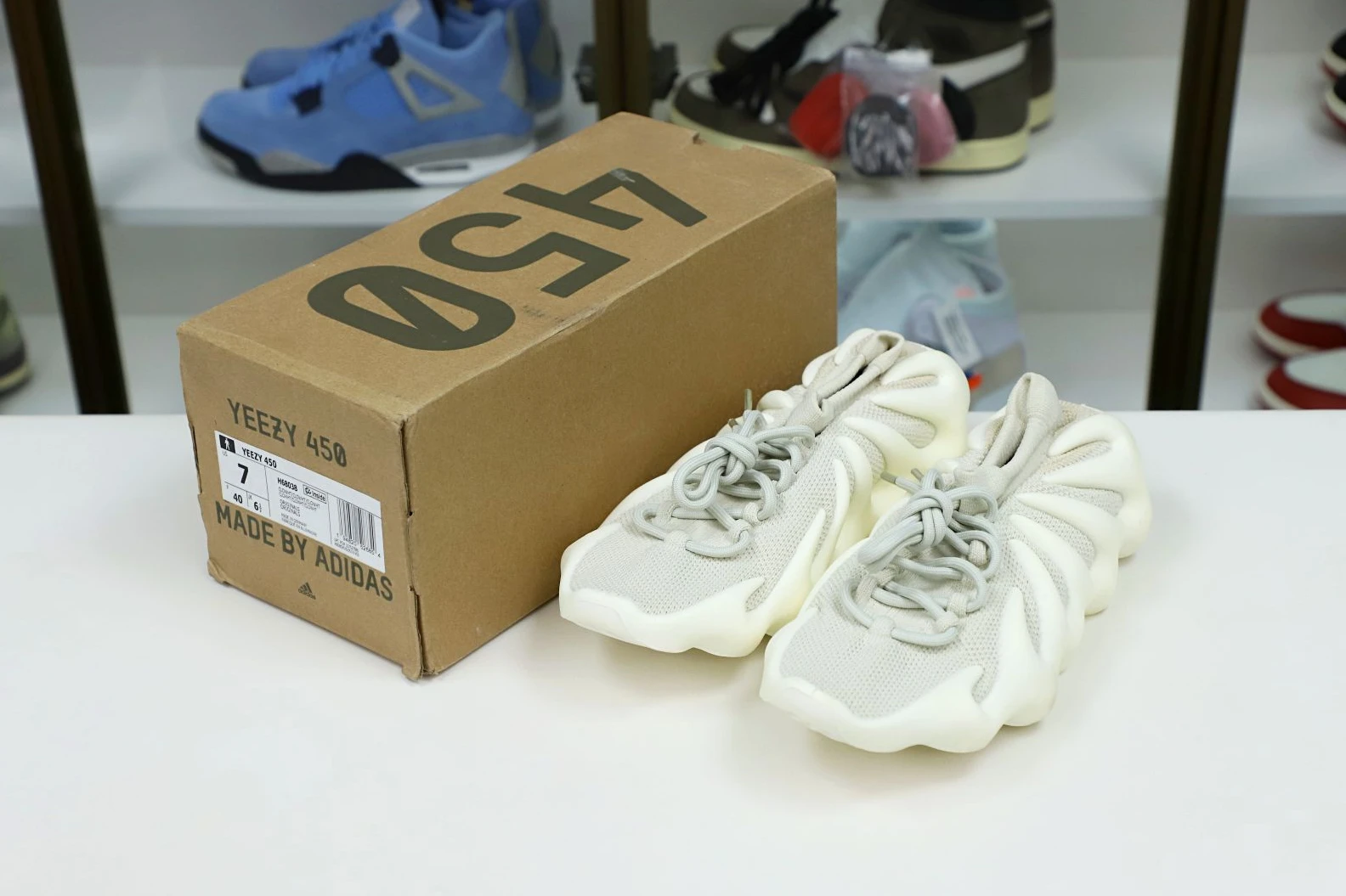 Kimikick YEEZY 450 CLOUD WHITE H Comfortable 24