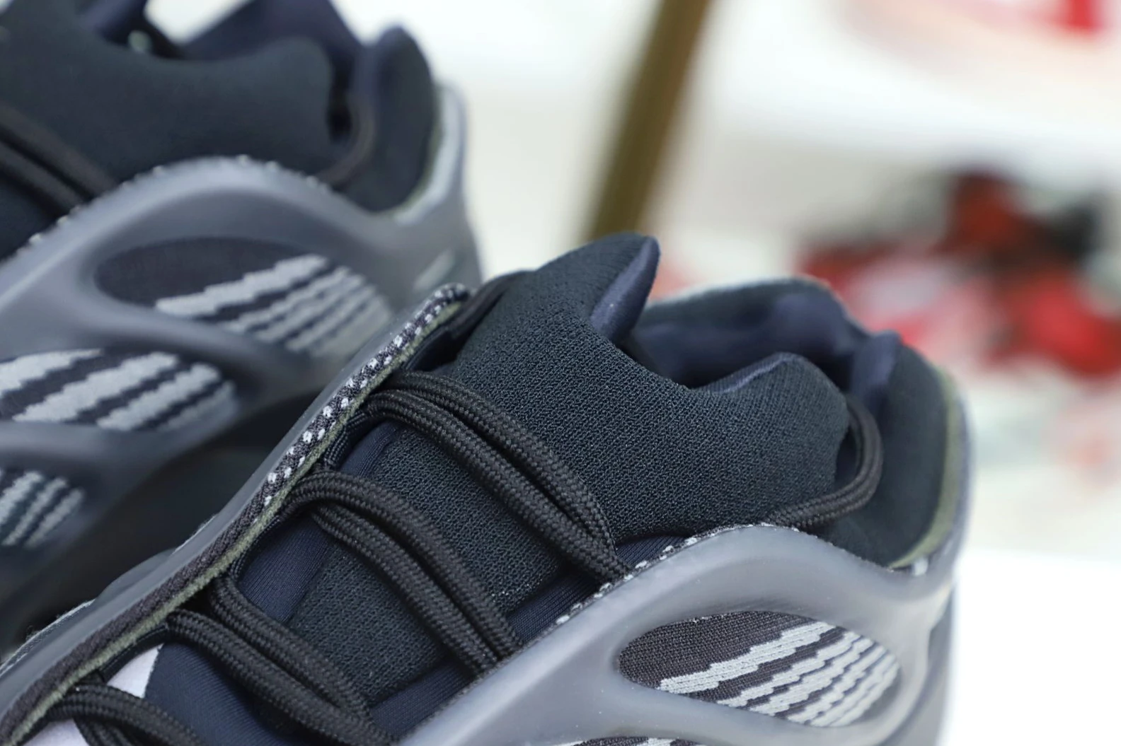 Kimikick YEEZY 700 V3 'ALVAH' GoodFit 72