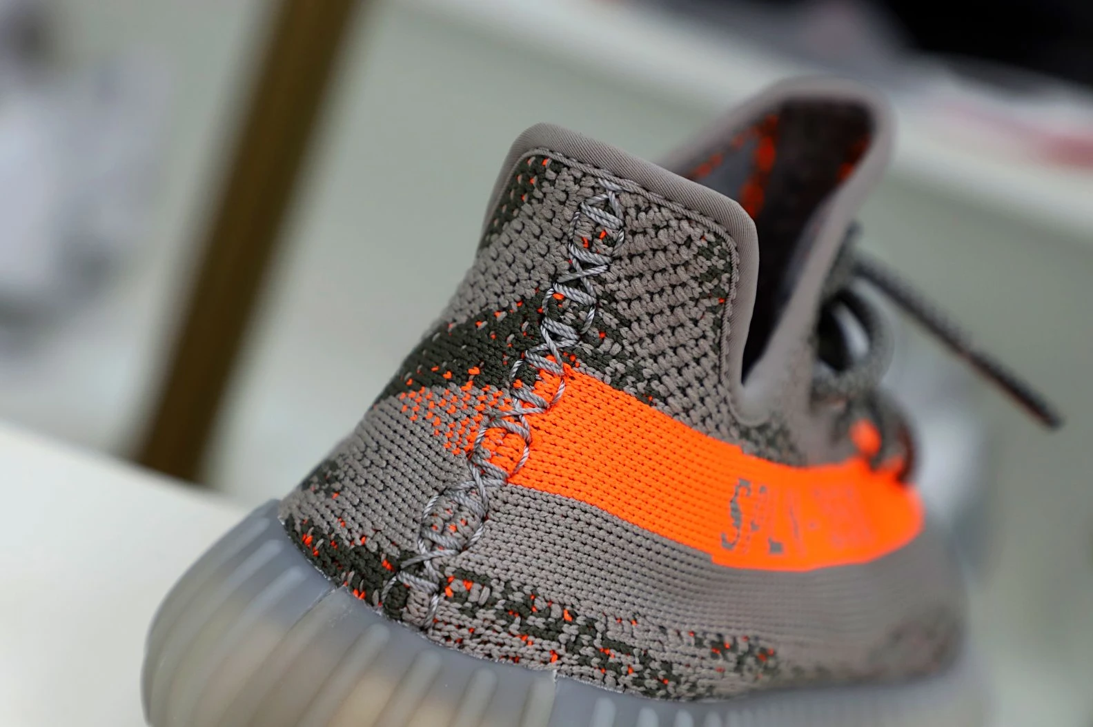 Kimikick YEEZY BOOST 350 V2 'BELUGA' ModernLook 80
