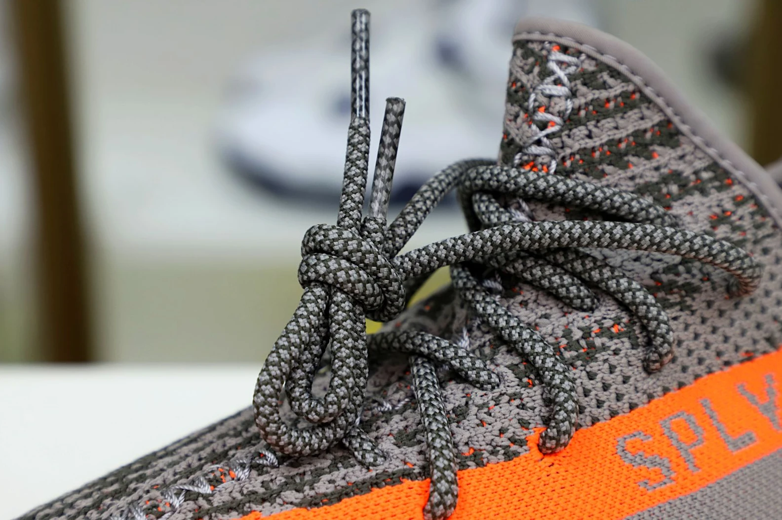 Kimikick YEEZY BOOST 350 V2 'BELUGA' ModernLook 80