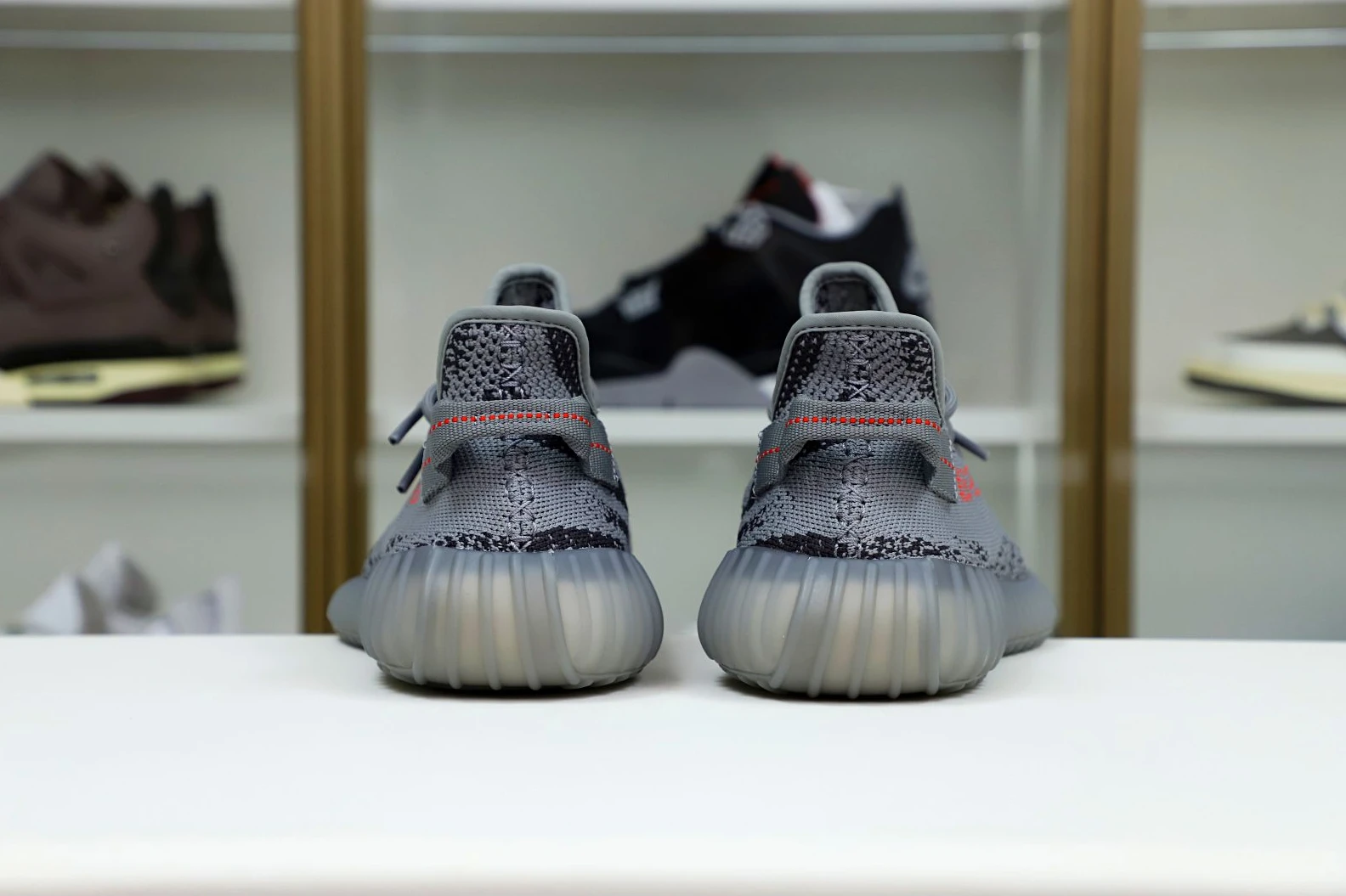 Kimikick YEEZY BOOST 350 V2 'BELUGA 2.0' StreetReady 73