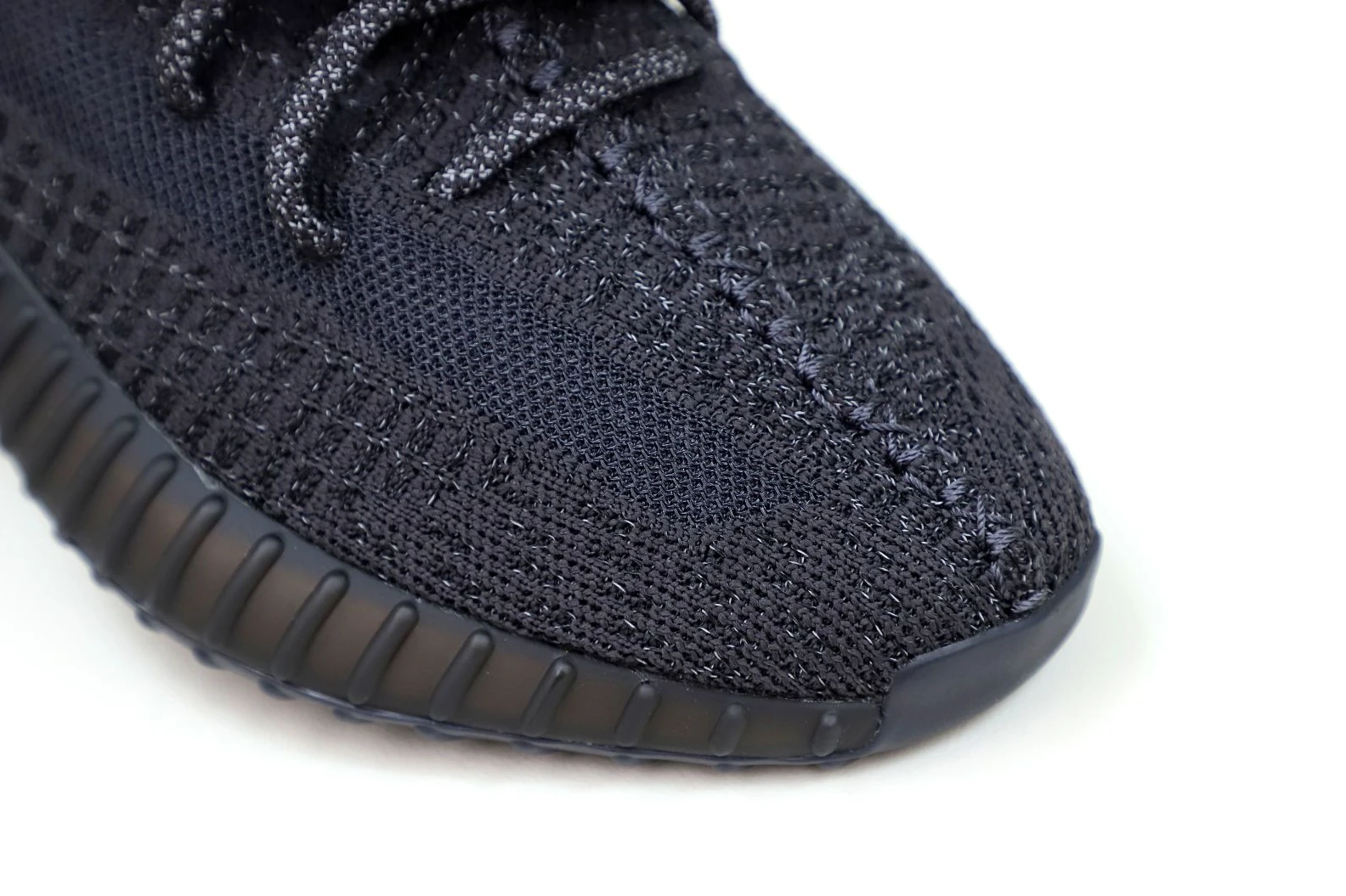 Kimikick YEEZY BOOST 350 V2 'BLACK REFLECTIVE' StreetReady 82