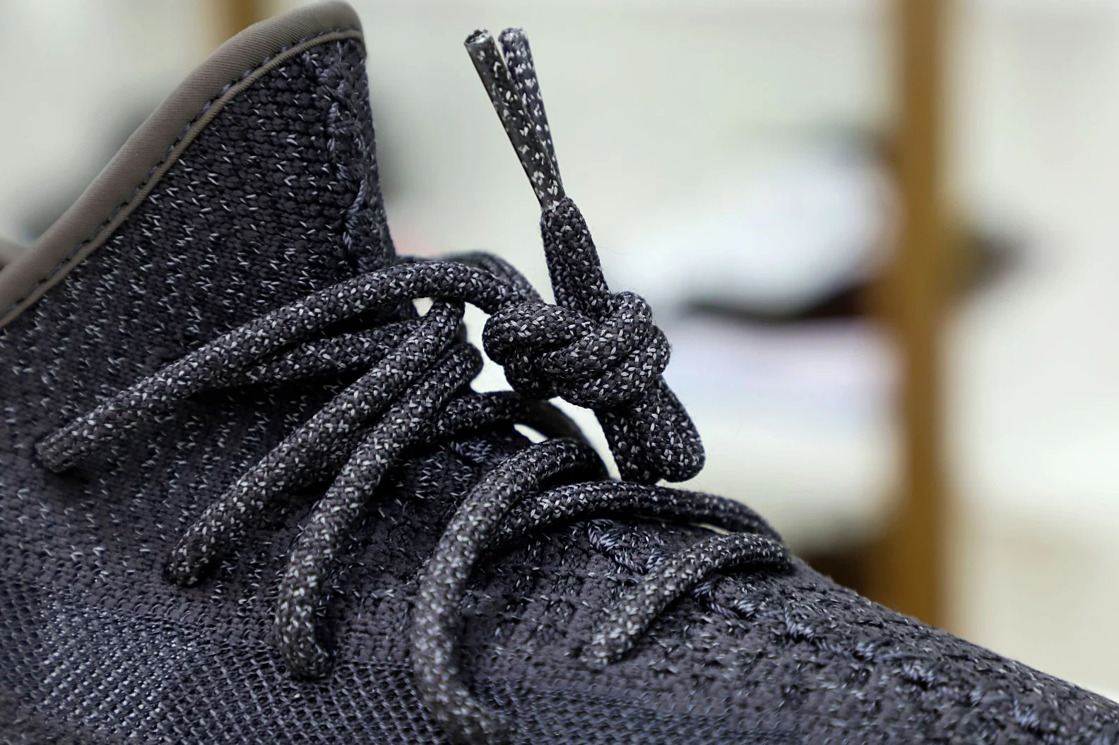 Kimikick YEEZY BOOST 350 V2 'BLACK REFLECTIVE' StreetReady 82
