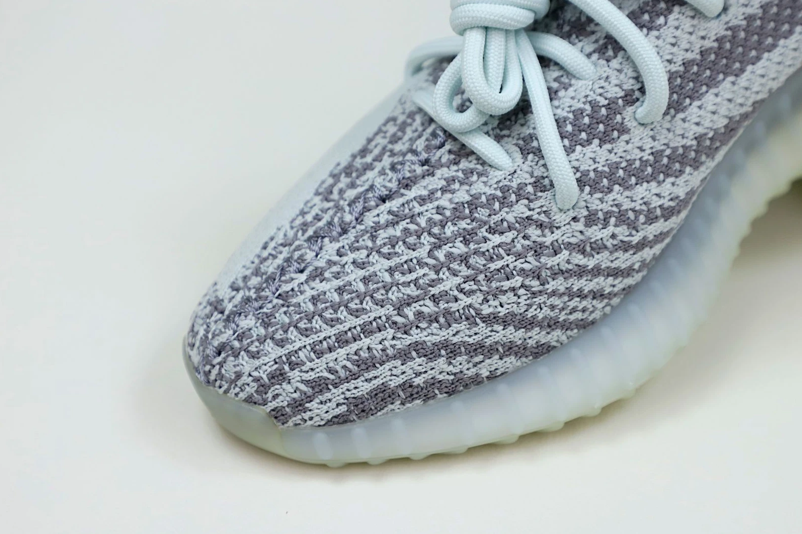 Kimikick YEEZY BOOST 350 V2 'BLUE TINT' GoodFit 87