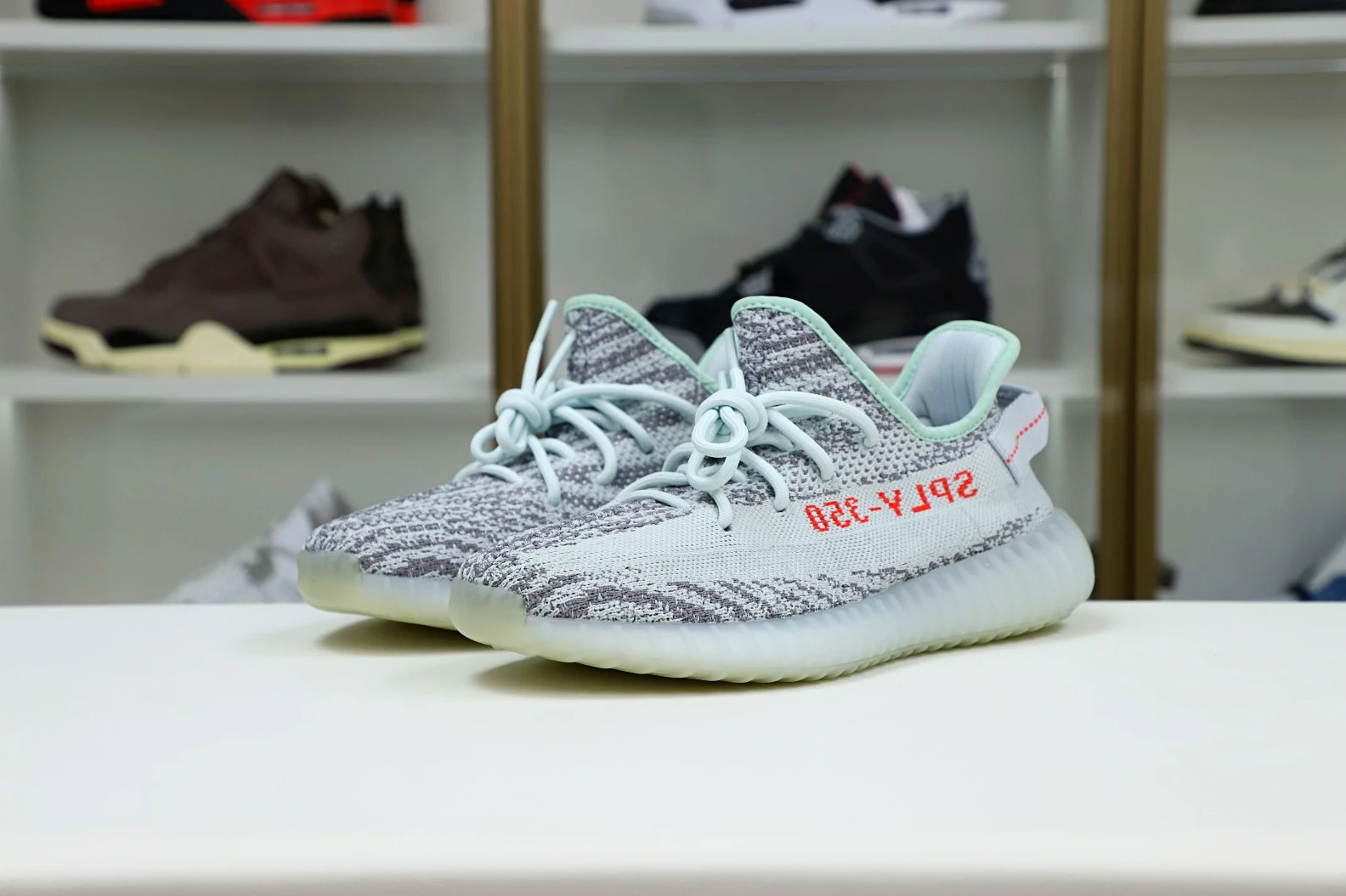 Kimikick YEEZY BOOST 350 V2 'BLUE TINT' GoodFit 87
