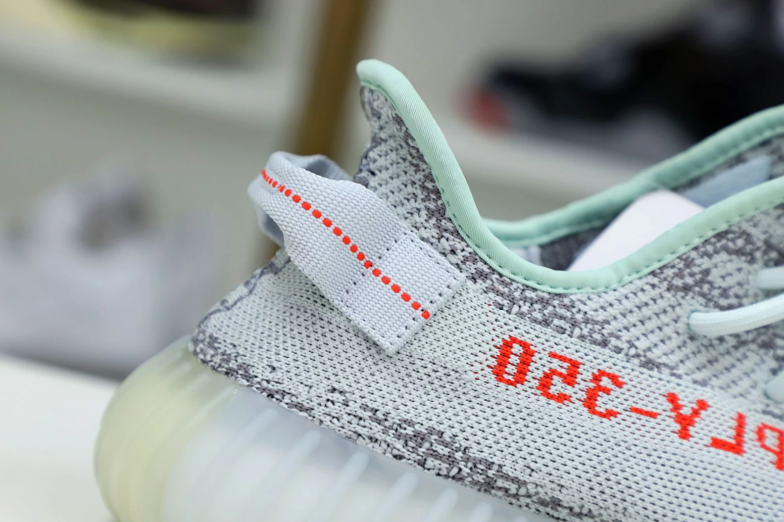 Kimikick YEEZY BOOST 350 V2 'BLUE TINT' GoodFit 87