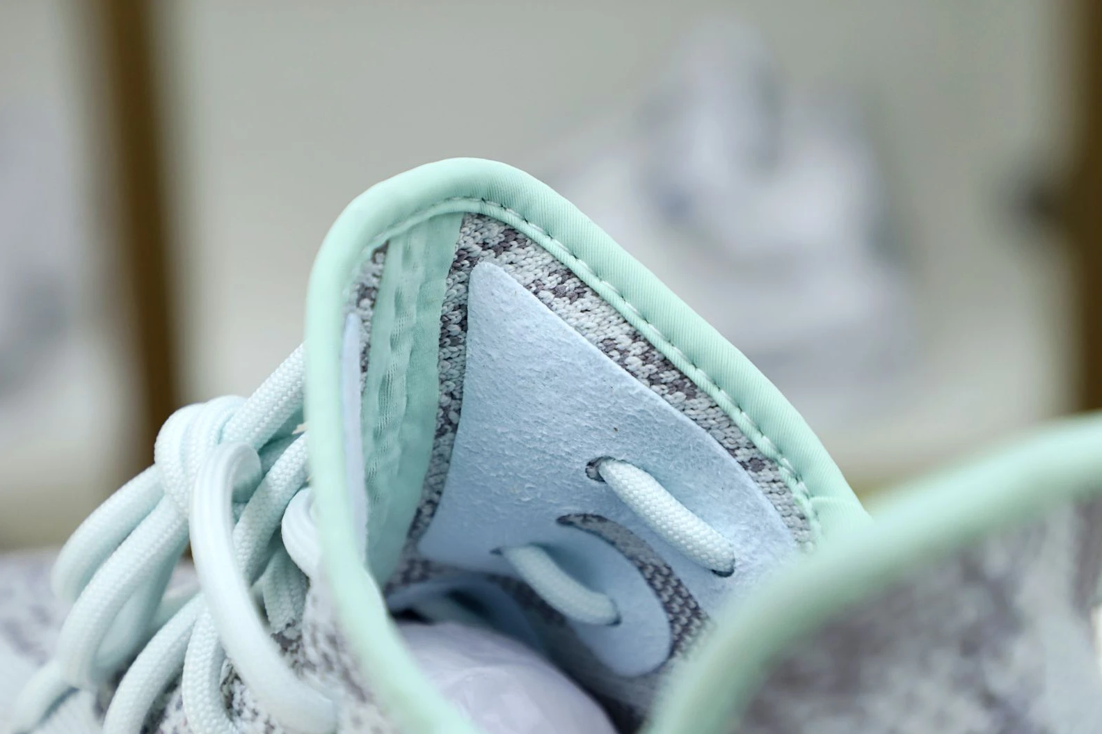 Kimikick YEEZY BOOST 350 V2 'BLUE TINT' GoodFit 87