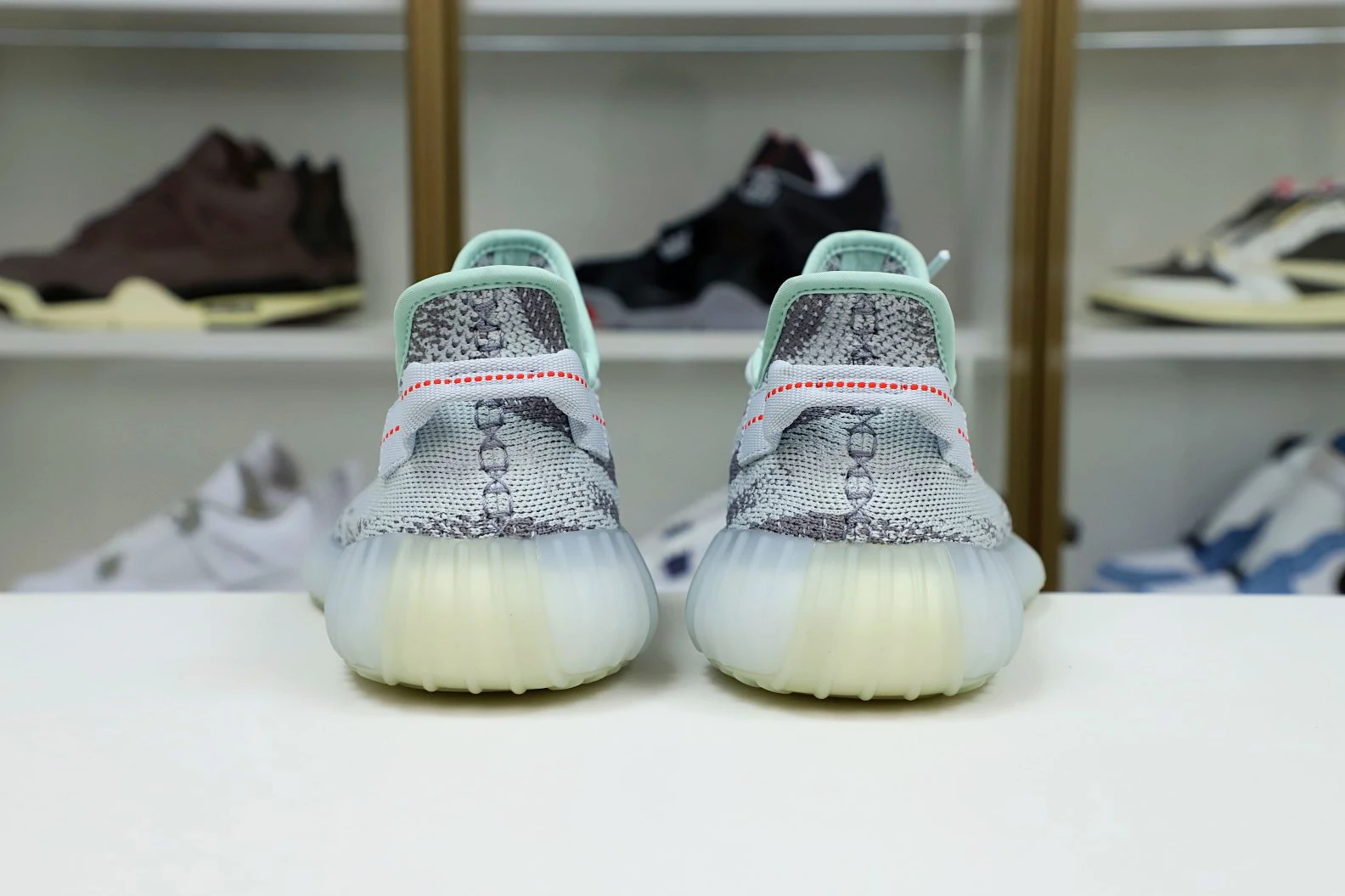 Kimikick YEEZY BOOST 350 V2 'BLUE TINT' GoodFit 87